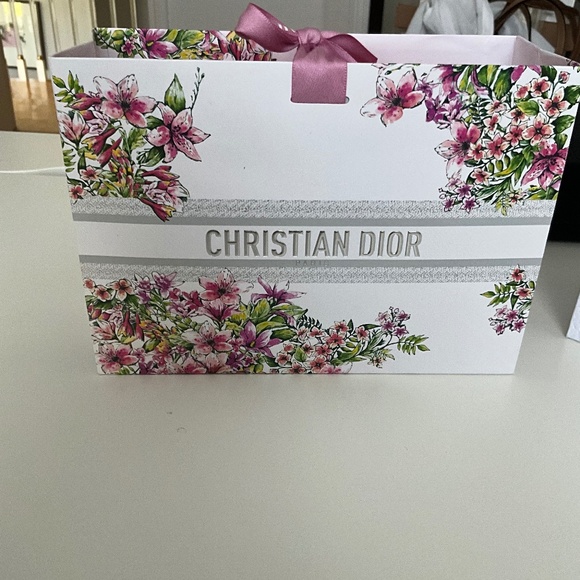 Dior make up case - Picture 1 of 2